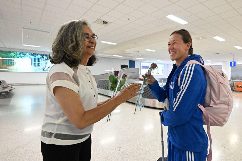 Επέστρεψε με χαμόγελα και αισιοδοξία η Εθνική μας ομάδα από την Τουρκία runbeat.gr